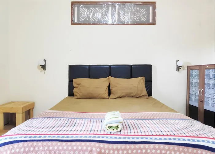 Oyo 90884 Rori Homestay 2* Sanur