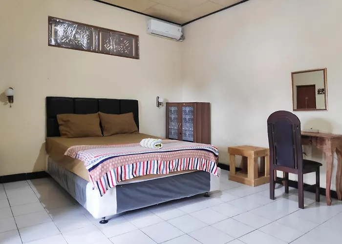 Oyo 90884 Rori Homestay Hotel
