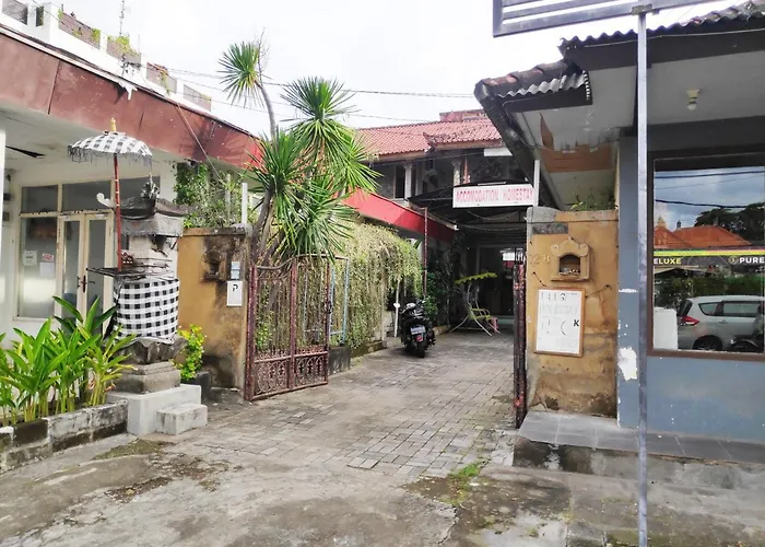 Oyo 90884 Rori Homestay 2*