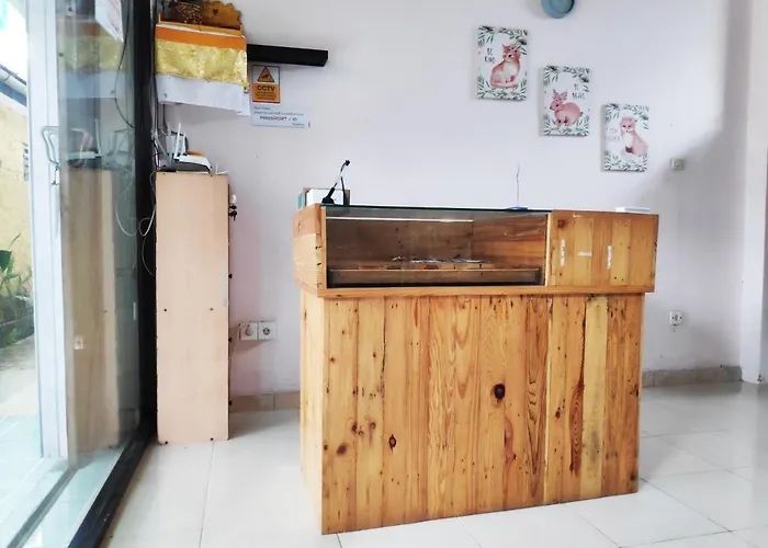 Oyo 90884 Rori Homestay Hotel Sanur