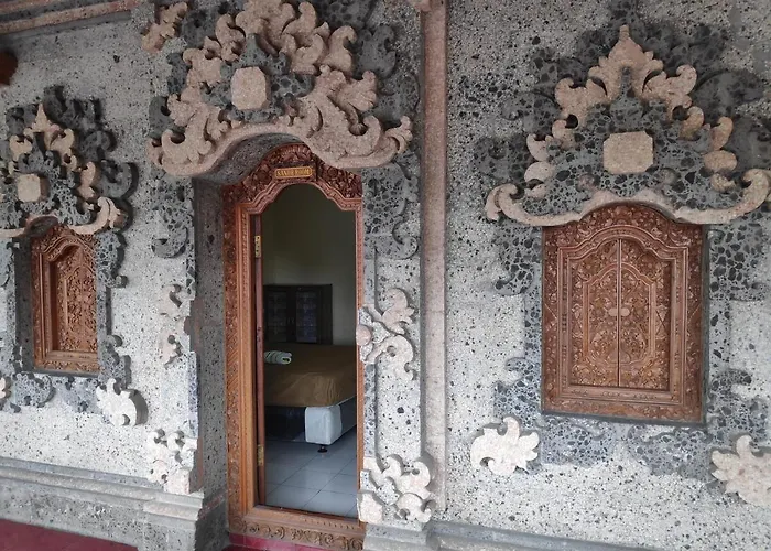 Oyo 90884 Rori Homestay 2*